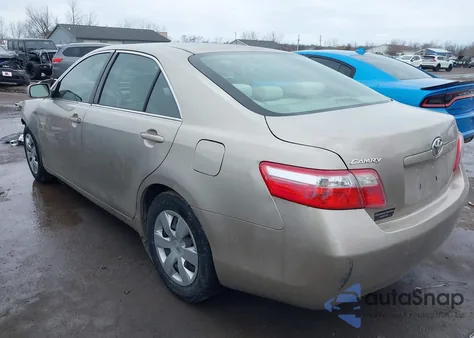 2008 Toyota Camry z USA, uszkodzony, nr VIN 4T1BE46K88U260348